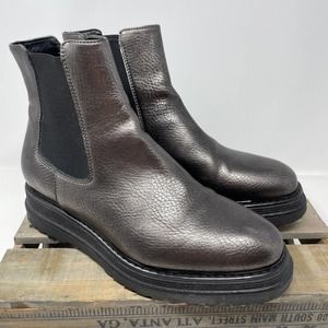 Summit By White Mountain Platform Chelsea Boots In Gray Metallic Size 6.5